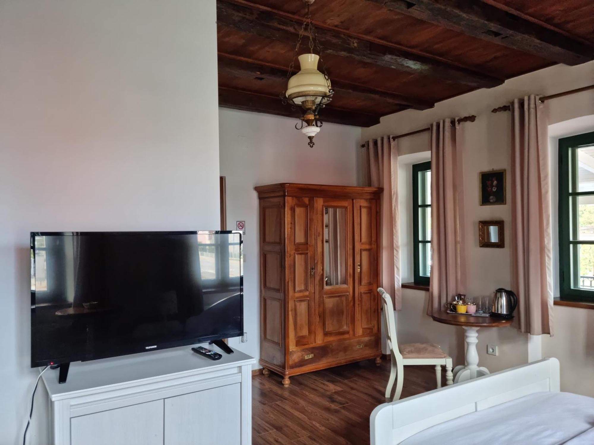 Taverna 1860 Rooms & Apartments Donja Zelina Zimmer foto